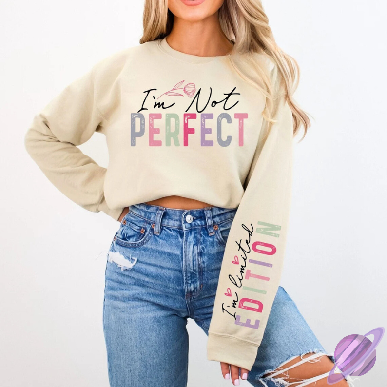 NOT PERFECT SWEATSHIRT W/ SLEEVE PRINT